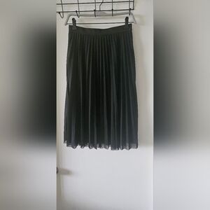 Black pleated midi length skirt